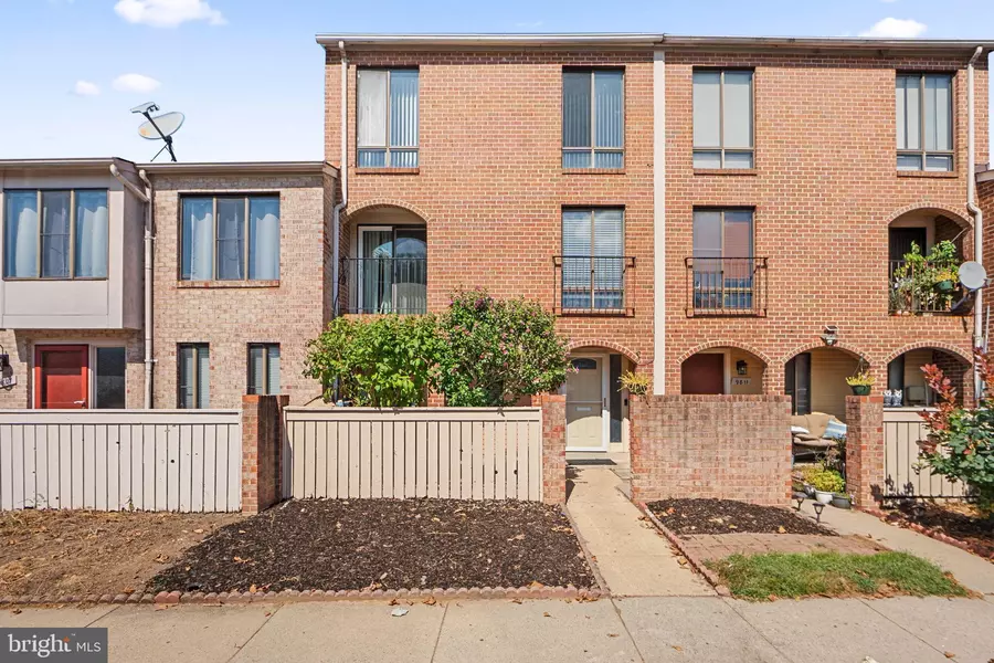 9809 BRASSIE WAY, Montgomery Village, MD 20886