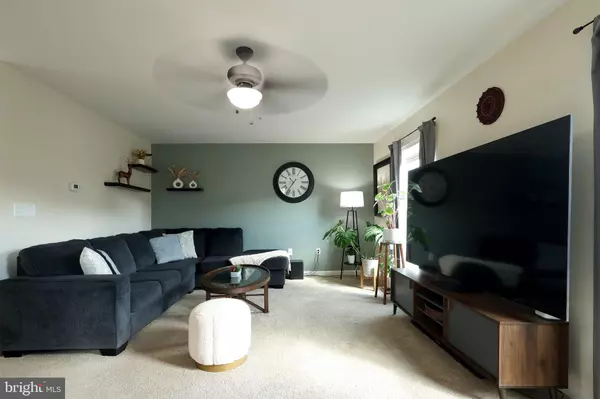 Boalsburg, PA 16827,190 KESTREL LN