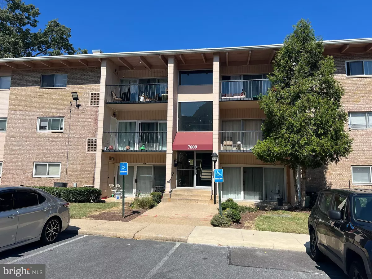Hyattsville, MD 20784,7609 FONTAINEBLEAU DR #2206