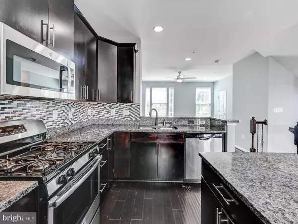 Elkridge, MD 21075,7335 SUMMIT ROCK RD