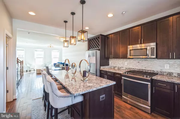 Washington, DC 20011,165 CONCORD PL NE