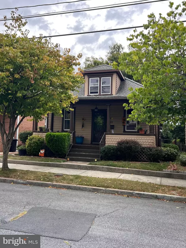 913 WEST VIRGINIA AVE, Martinsburg, WV 25401