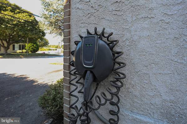 Conshohocken, PA 19428,454 W 6TH AVE