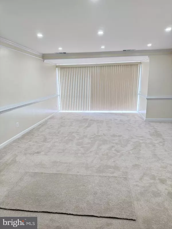 Montgomery Village, MD 20886,19029 MILLS CHOICE RD #4