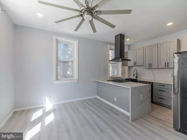 Philadelphia, PA 19107,1108 LOCUST ST #2ND FLOOR