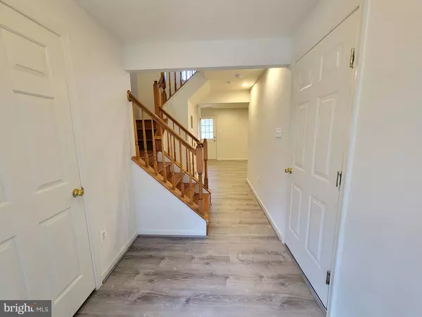 Elkridge, MD 21075,7128 FOX HARBOR WAY #126