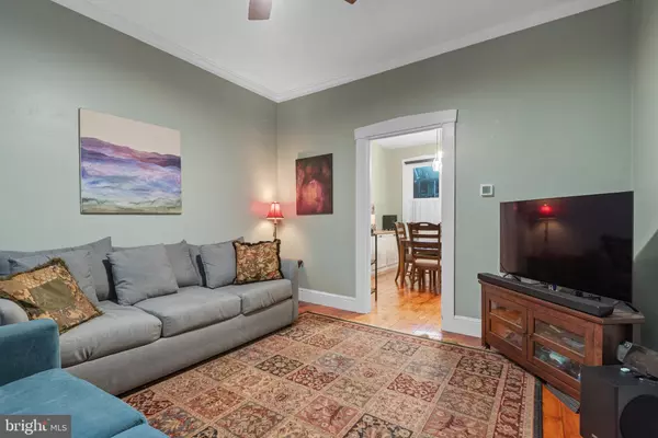 Lancaster, PA 17602,246 E WALNUT ST