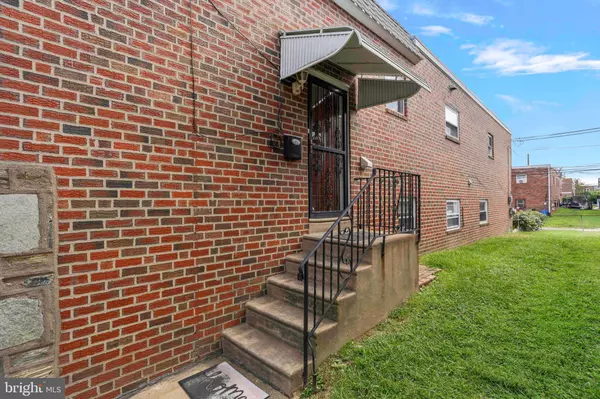Philadelphia, PA 19152,2162 STRAHLE ST