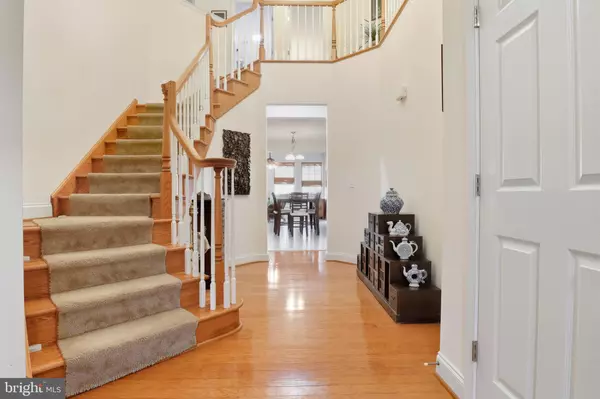 York, PA 17403,1404 CREST WAY