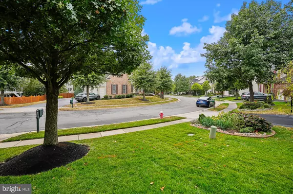 Aldie, VA 20105,42092 PORCH LIGHT DR