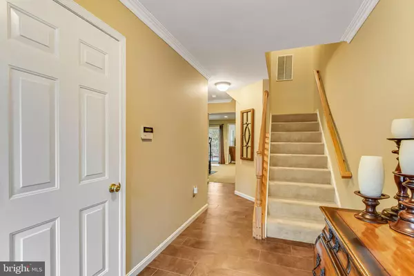 Centreville, VA 20120,13244 MAPLE CREEK LN