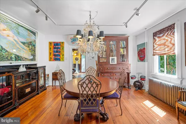 Jim Thorpe, PA 18229,120 SILK ST