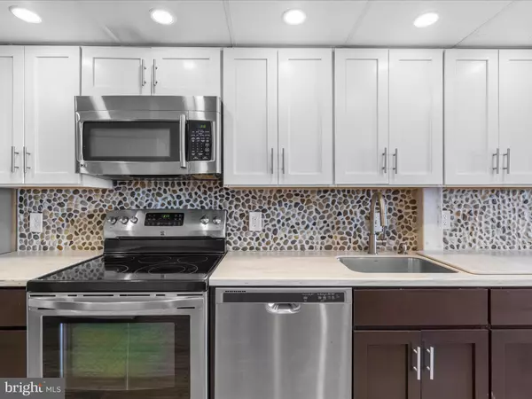 Ocean City, MD 21842,9 130TH ST #106