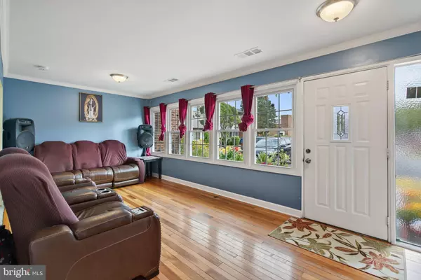 Herndon, VA 20170,1232 WILSHIRE DR