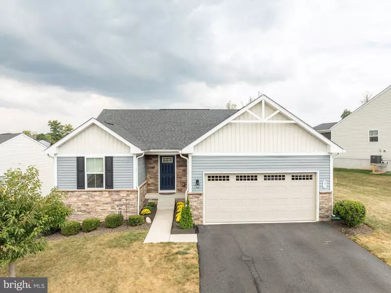 81 KOALA CIR, Martinsburg, WV 25403