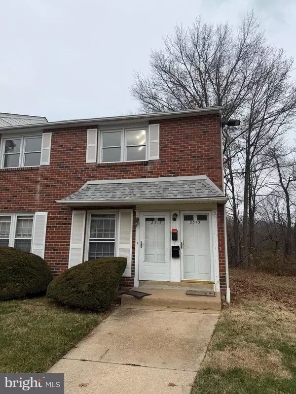 2313 TAGGART CT #313T, Wilmington, DE 19810