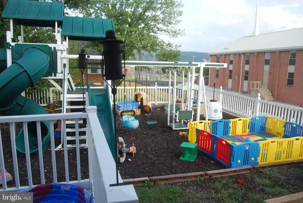 Cumberland, MD 21502,218 WEMPE DR