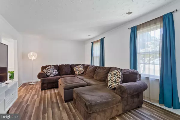 Indian Head, MD 20640,9 BETH CT