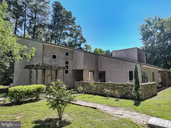 Easton, MD 21601,8453 INGLETON RD