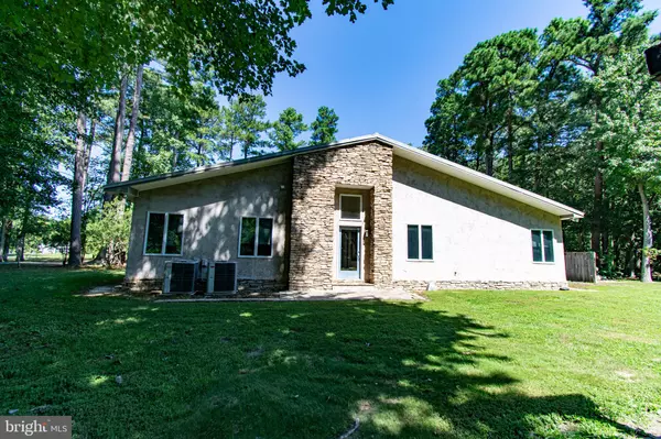 Easton, MD 21601,8453 INGLETON RD