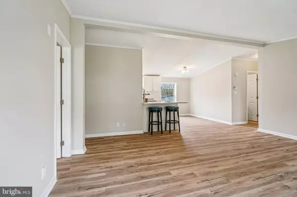 Martinsburg, WV 25405,171 TEAL RD