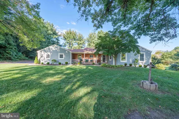 40 OLD FARM RD, Newark, DE 19711