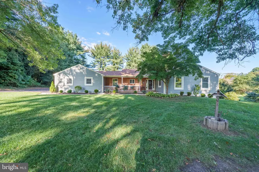 40 OLD FARM RD, Newark, DE 19711
