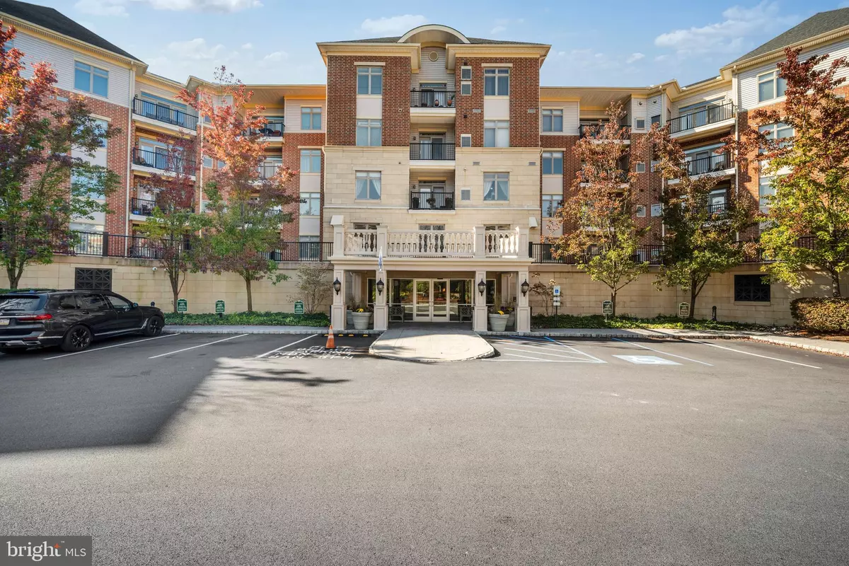 Huntingdon Valley, PA 19006,554 CARSON TER
