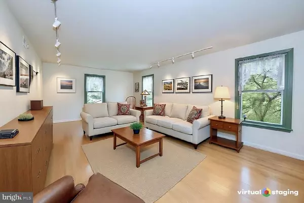 Malvern, PA 19355,2390 PINEVIEW DR