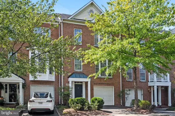 Fairfax, VA 22030,4284 PARK GREEN
