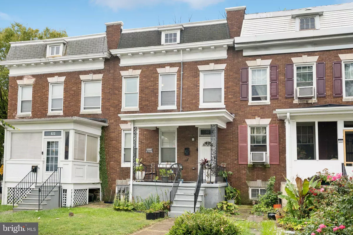 Baltimore, MD 21218,831 E 33RD ST