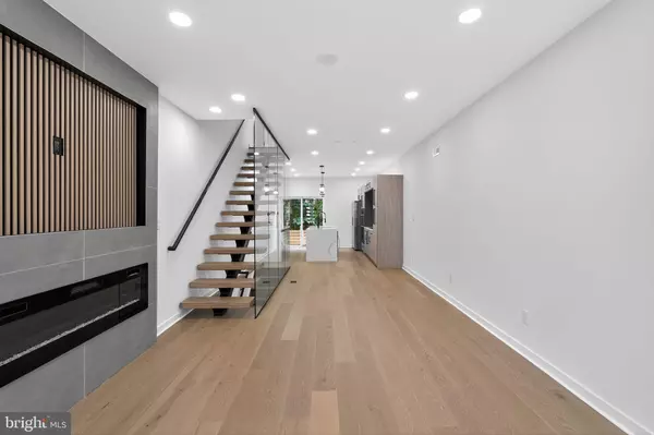 Philadelphia, PA 19146,1424 S RINGGOLD ST