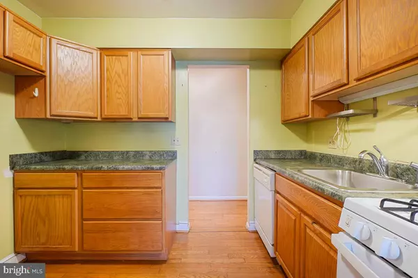 Columbia, MD 21045,6007 MAJORS LN #6