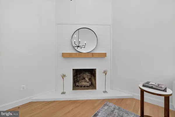 Vienna, VA 22181,9802 CLYDE CT