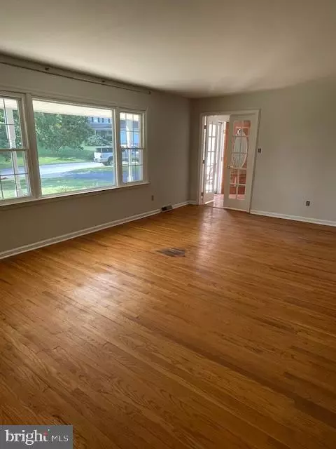 Media, PA 19063,201 CLOVER CIRCLE