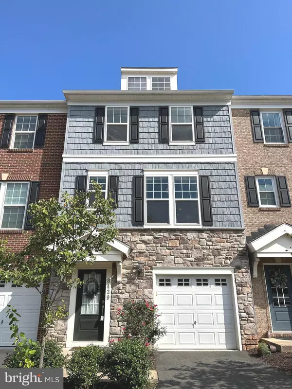 8429 GIRVAN CT, Manassas, VA 20109