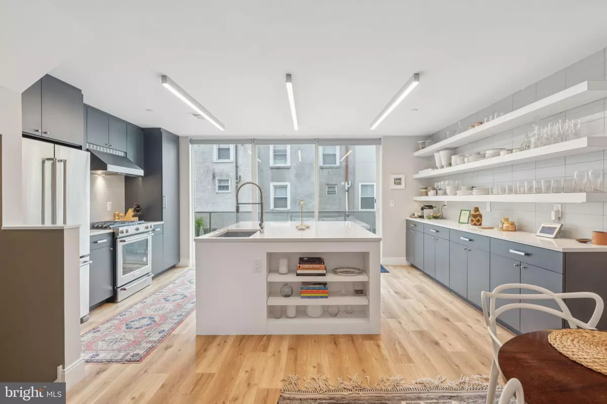 Philadelphia, PA 19122,1432 N HOPE ST