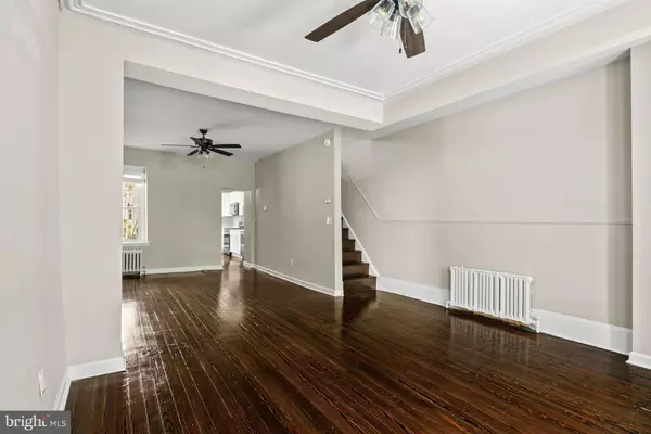 Philadelphia, PA 19127,127 SEVILLE ST