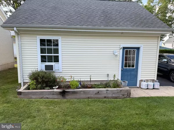 Warminster, PA 18974,44 VALENTINE RD