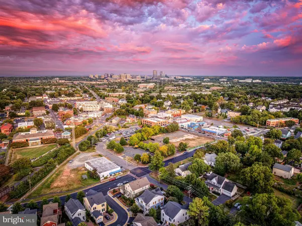 Herndon, VA 20170,802 VINE ST