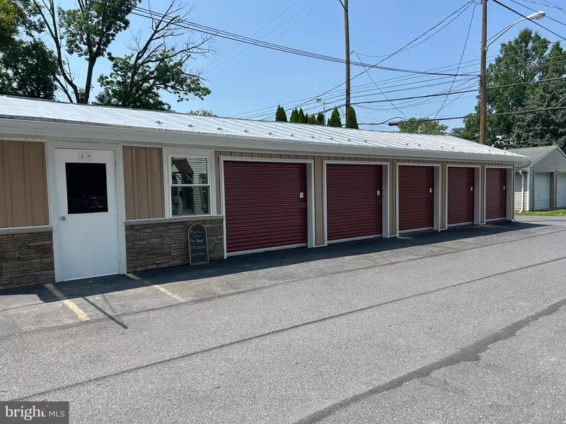 49 N CONCORD ST, Annville, PA 17003