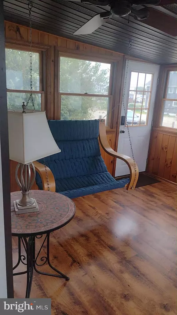 Fortescue, NJ 08321,212 NEW JERSEY AVE