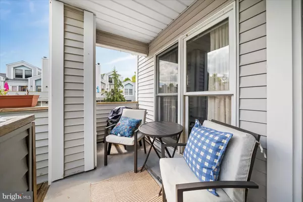 Newark, DE 19711,402 CREEKSIDE DR