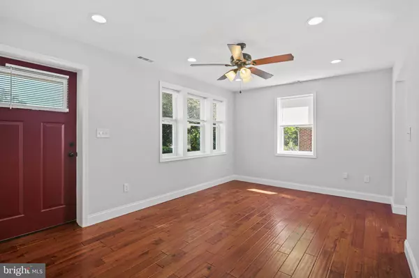 Gwynn Oak, MD 21207,7109 LIBERTY RD