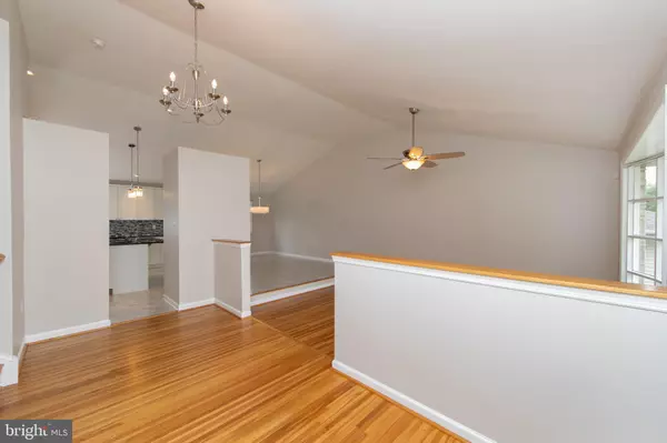 Cherry Hill, NJ 08002,409 BELMONT DR