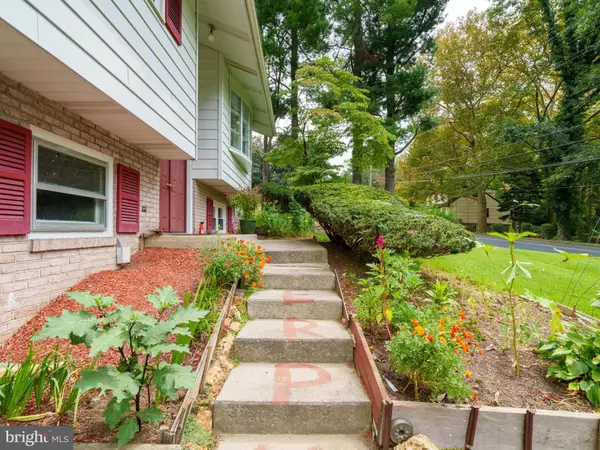 Lancaster, PA 17603,105 SCHOOL HOUSE RD