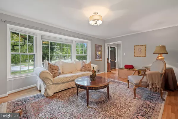 North Bethesda, MD 20852,11804 STONEWOOD LN