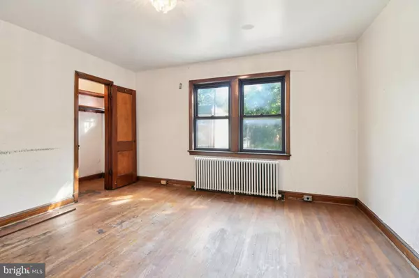 Washington, DC 20020,1638 V ST SE