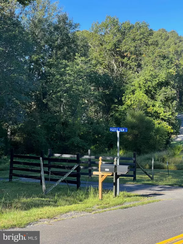 Reva, VA 22735,14285 WOODS VIEW LN
