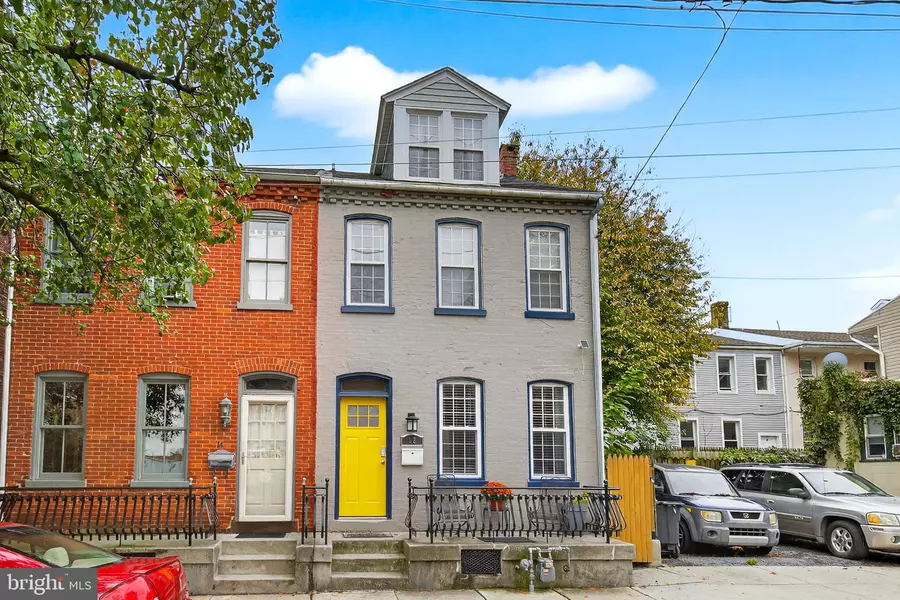 12 E NEW ST, Lancaster, PA 17602